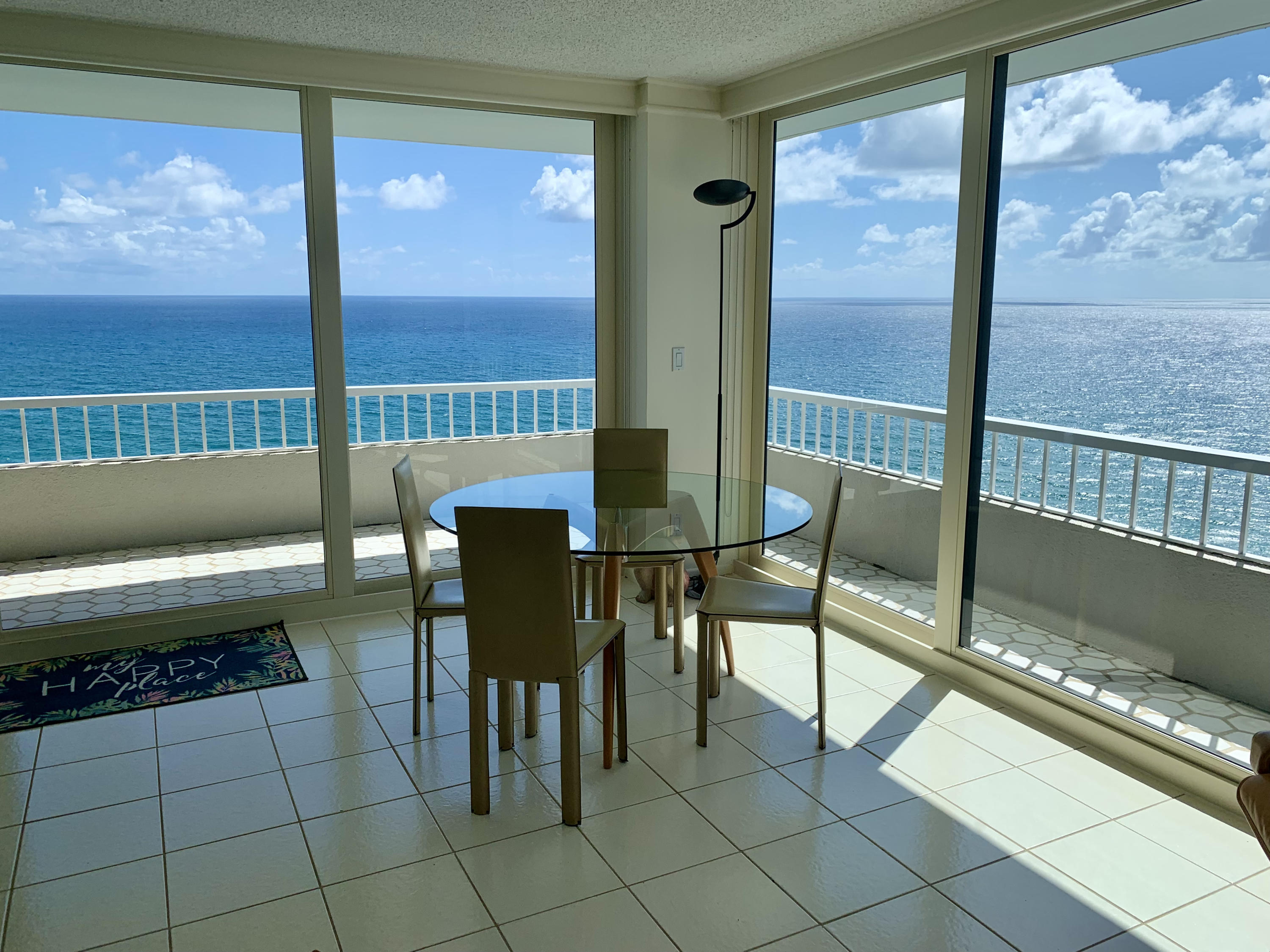 5540 North Ocean Drive, Unit PHA Riviera Beach, FL 33404 - Photo 4 of 42 Living Room Views