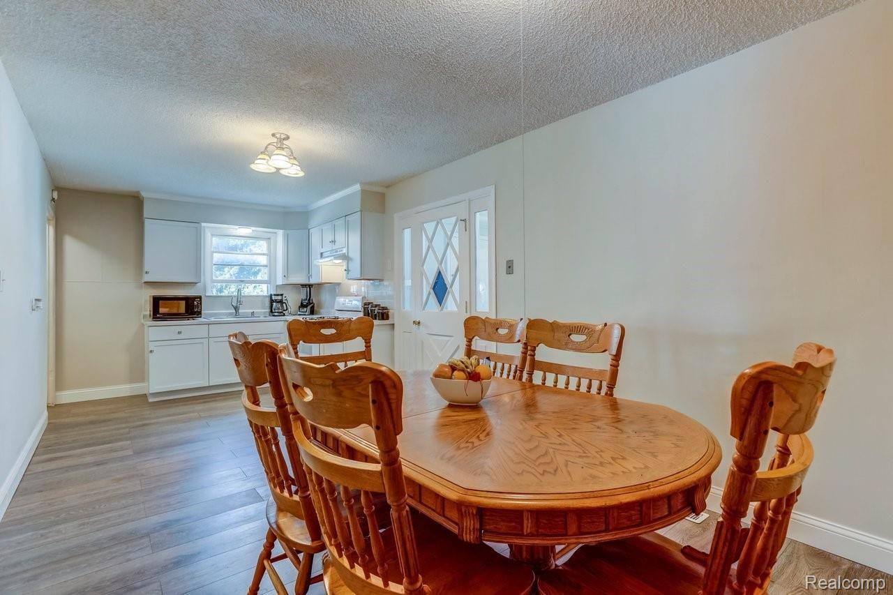 1329 Holmes Road Ypsilanti, MI 48198 - Photo 8 of 28 1329 Holmes Road, Ypsilanti, MI-13.jpg-SMALL