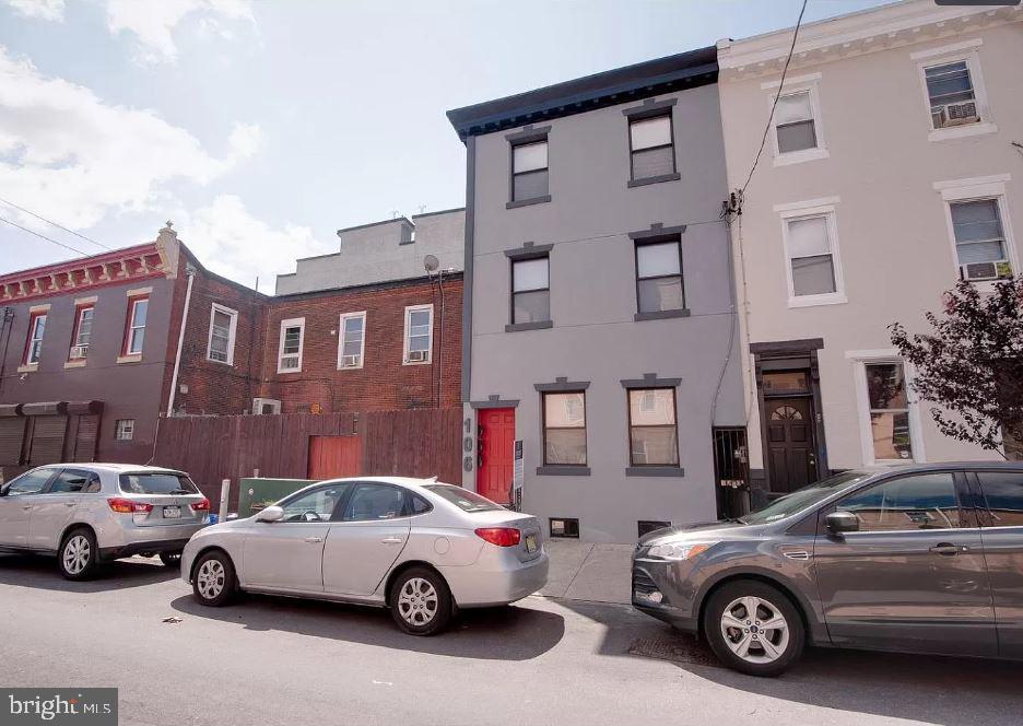 106 West Thompson St  
