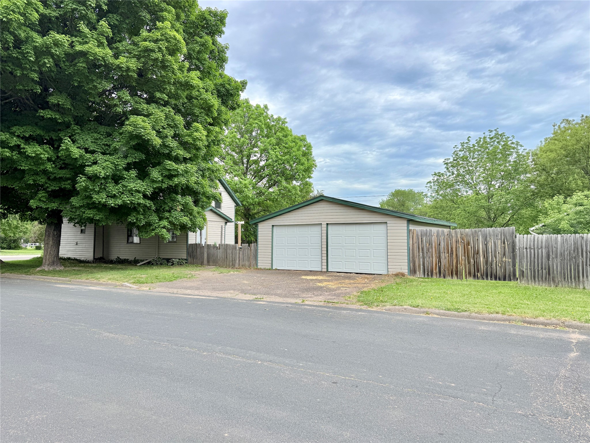 716 Lee Street Rice Lake, WI 54868 - Photo 7 of 48