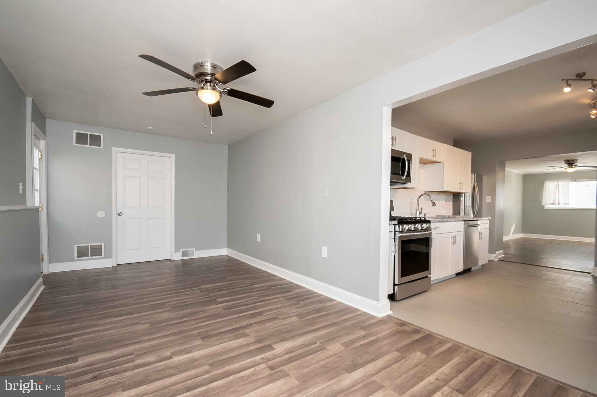 25 Roxeter Road New Castle, DE 19720 - Photo 3 of 44