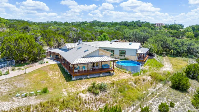 $1,220,000 | 180 Majestic Oaks Drive, Boerne, TX 78006