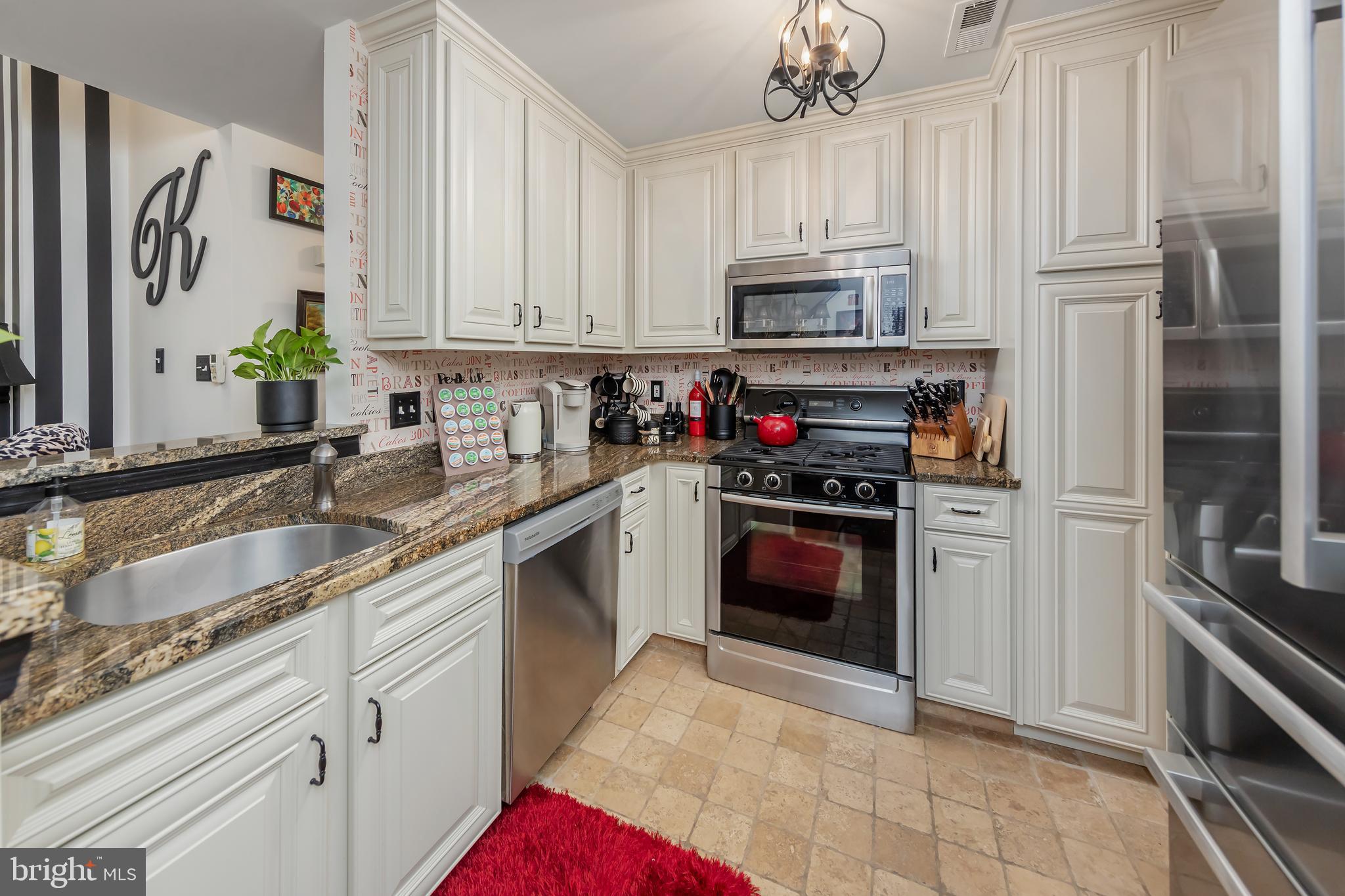 2104 Rabbit Run Road Marlton, NJ 08053 - Photo 8 of 20