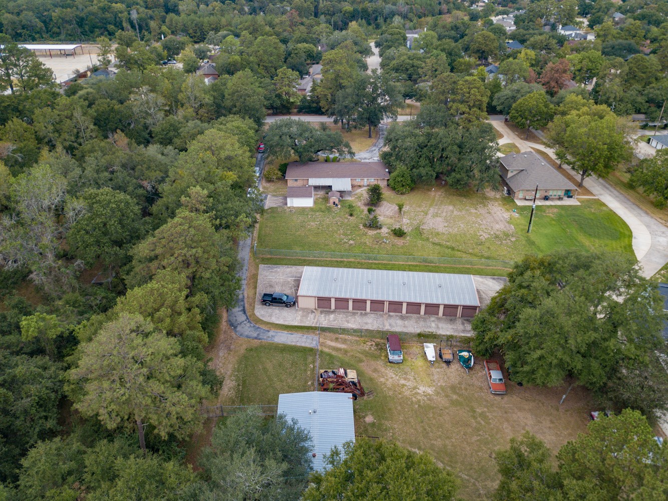 8819 Dowdell Road Tomball, TX 77375 - Photo 2 of 26