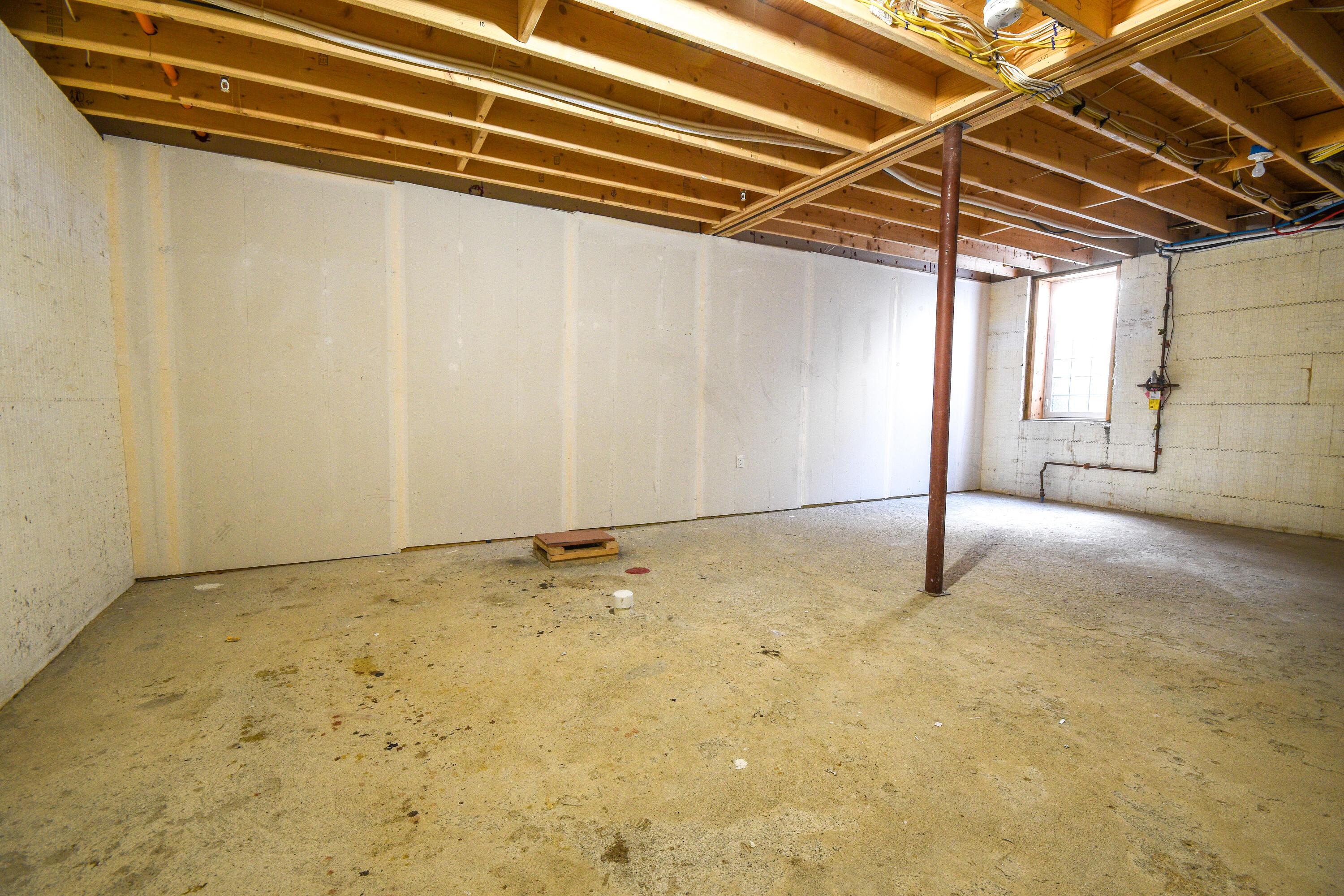 7 May Street, Unit 2 Portland, ME 04102 - Photo 16 of 26 7MayStUnit2-13