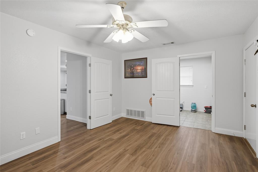 217 Spruce Circle Azle, TX 76020 - Photo 30 of 39
