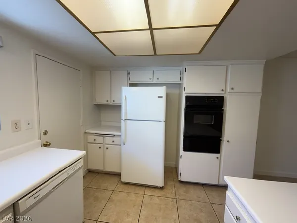 $1,600 | 2894 Karen Avenue, Unit 1, Las Vegas, NV 89121