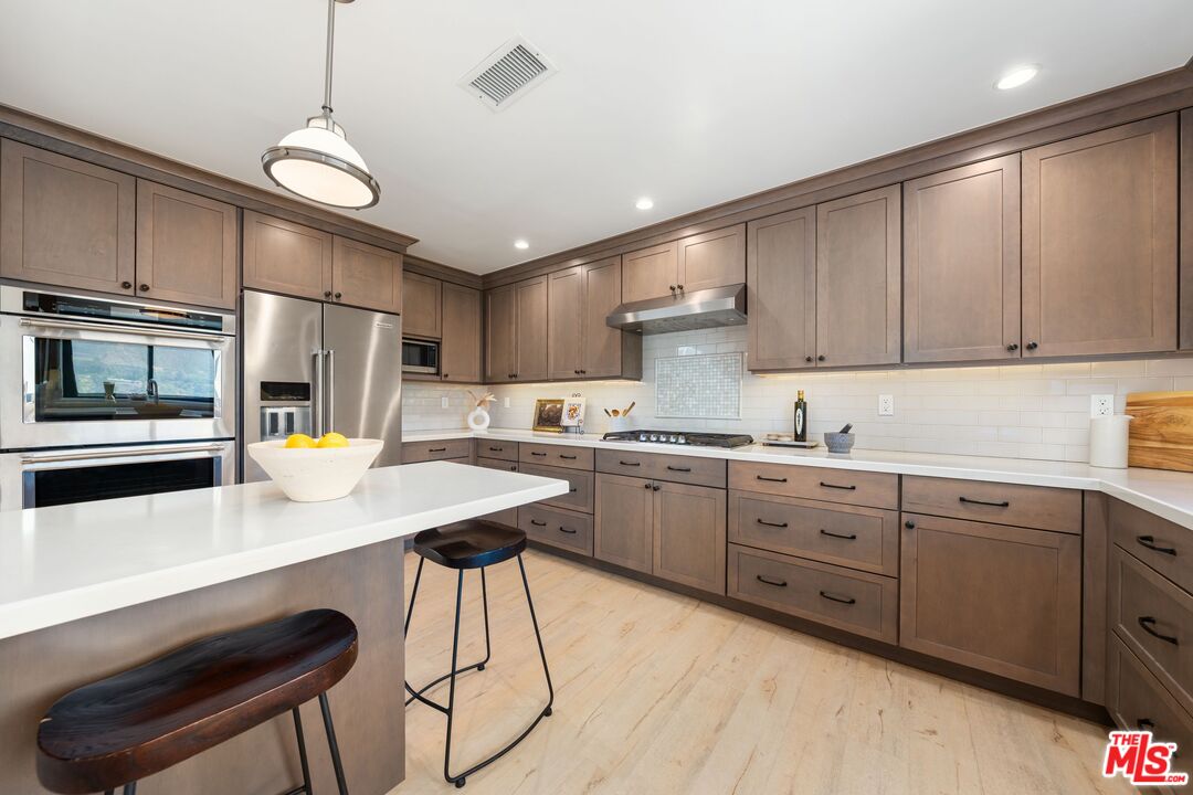 1663 Michael Lane Pacific Palisades, CA 90272 - Photo 24 of 45