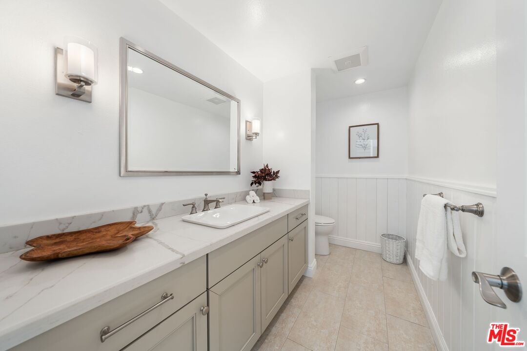 1663 Michael Lane Pacific Palisades, CA 90272 - Photo 29 of 45