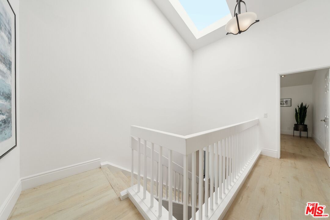 1663 Michael Lane Pacific Palisades, CA 90272 - Photo 35 of 45