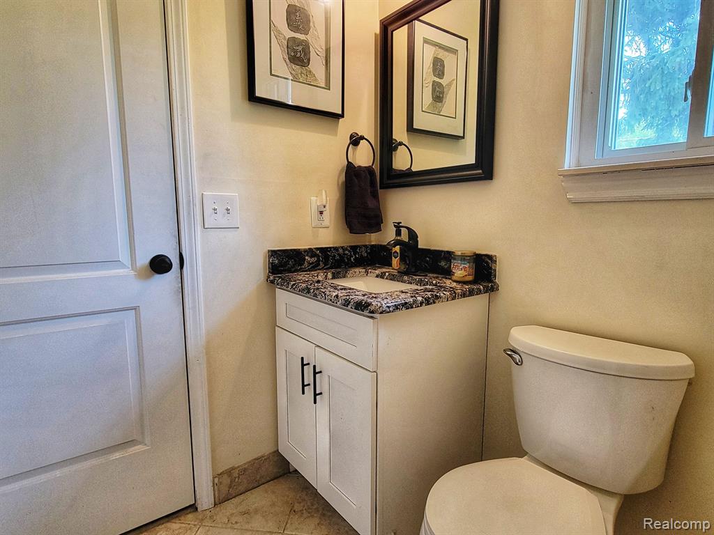 42905 Judd Road Belleville, MI 48111 - Photo 24 of 35