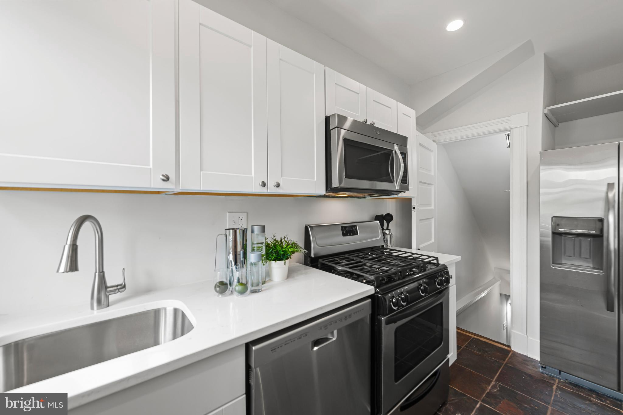 1133 Abbey Place Northeast Washington, DC 20002 - Photo 14 of 50