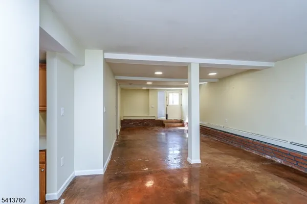 $2,100 | 214 Woodcliff Avenue, Unit 3, Little Falls, NJ 07424