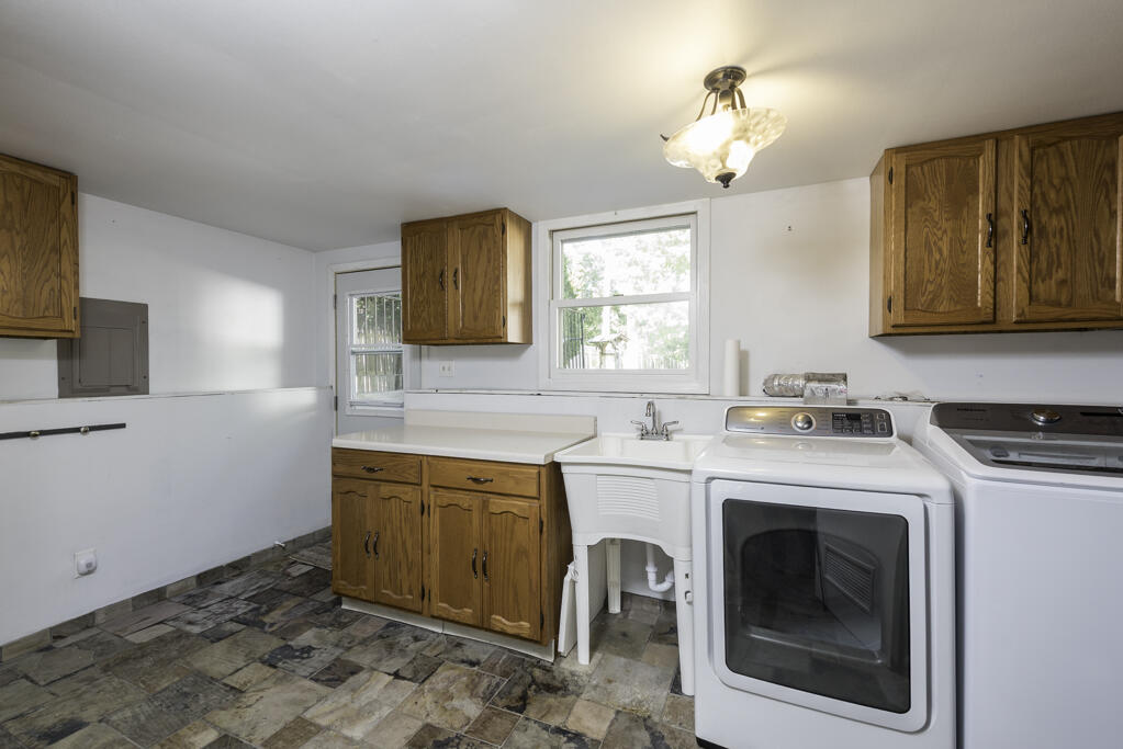 11211 8th Avenue Pleasant Prairie, WI 53158 - Photo 16 of 35 DSC_6647