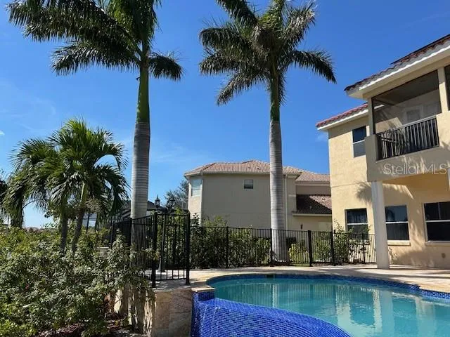 $7,000 | 10603 Cayman Isle Court, Tampa, FL 33647