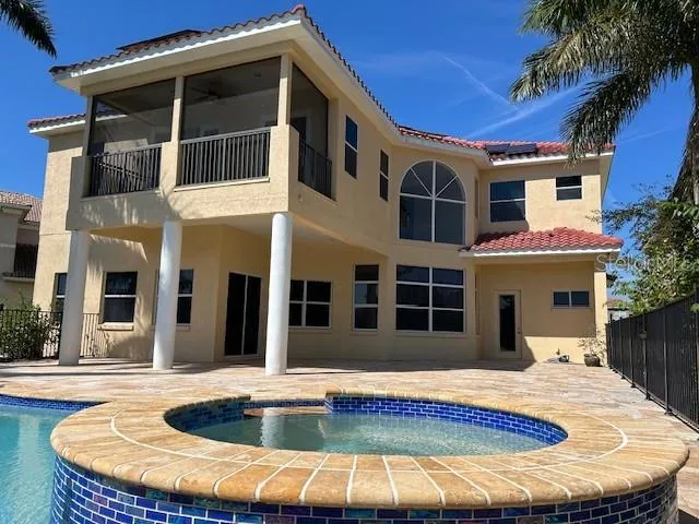 $7,000 | 10603 Cayman Isle Court, Tampa, FL 33647