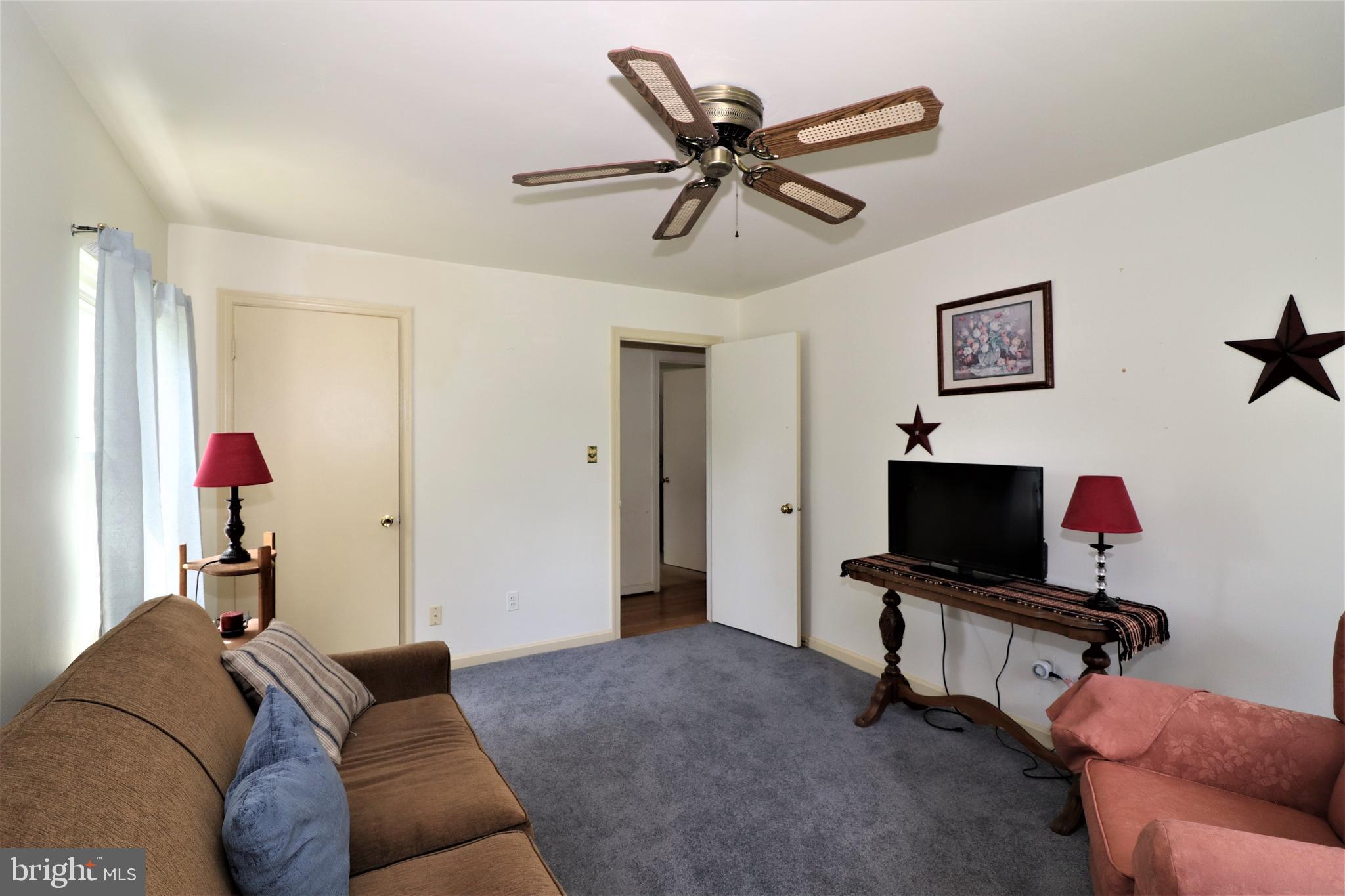 22 Blue Ridge Street Warrenton, VA 20186 - Photo 17 of 28 Bedroom 2