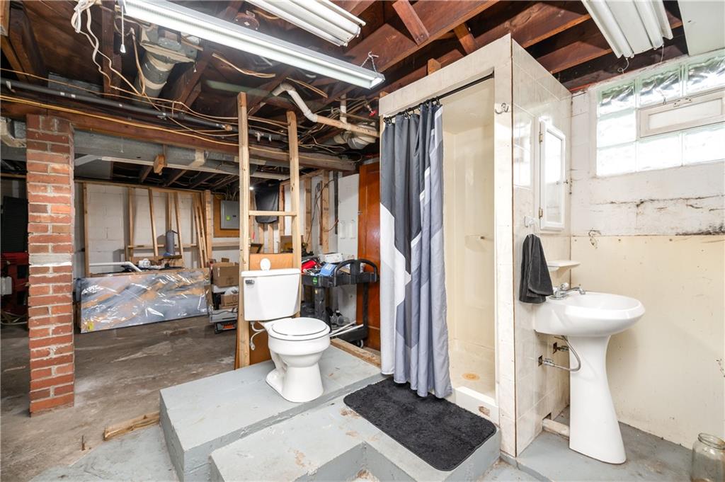 1525 Neely Street Natrona Heights, PA 15065 - Photo 20 of 26