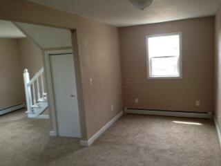 L799 Co Road Grelton, OH 43523 - Photo 4 of 25 Living room