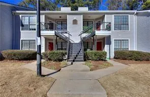 $139,900 | 586 Windchase Lane, Stone Mountain, GA 30083