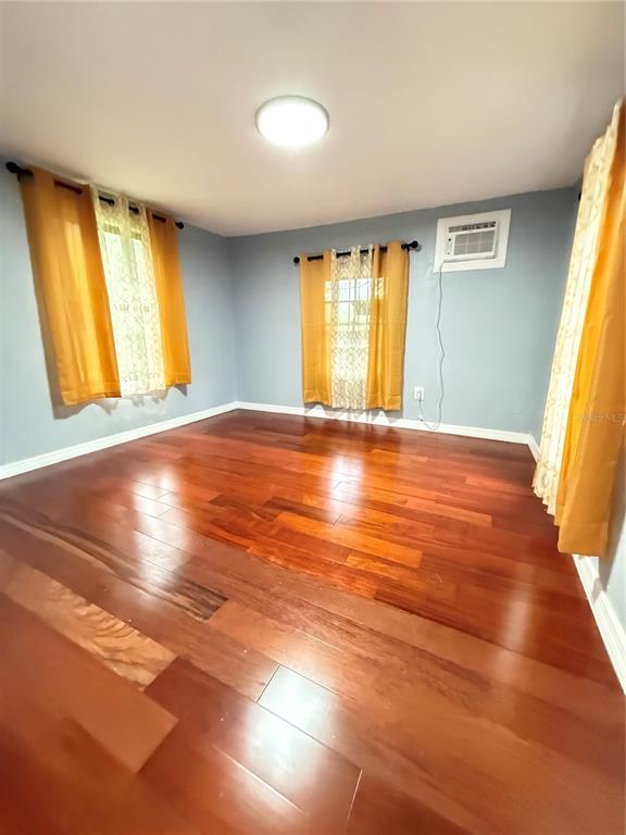 6905 Azlee Avenue New Port Richey, FL 34655 - Photo 9 of 9 Gallery Image 9