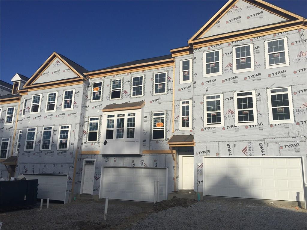 35 Truman Circle McKees Rocks, PA 15136 - Photo 1 of 1 Gallery Image 1