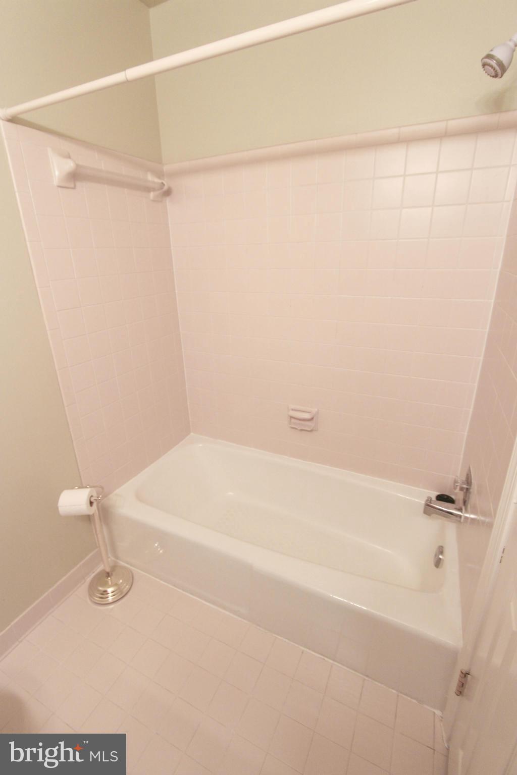 9023 Rosewall Court Springfield, VA 22152 - Photo 19 of 30 Bath