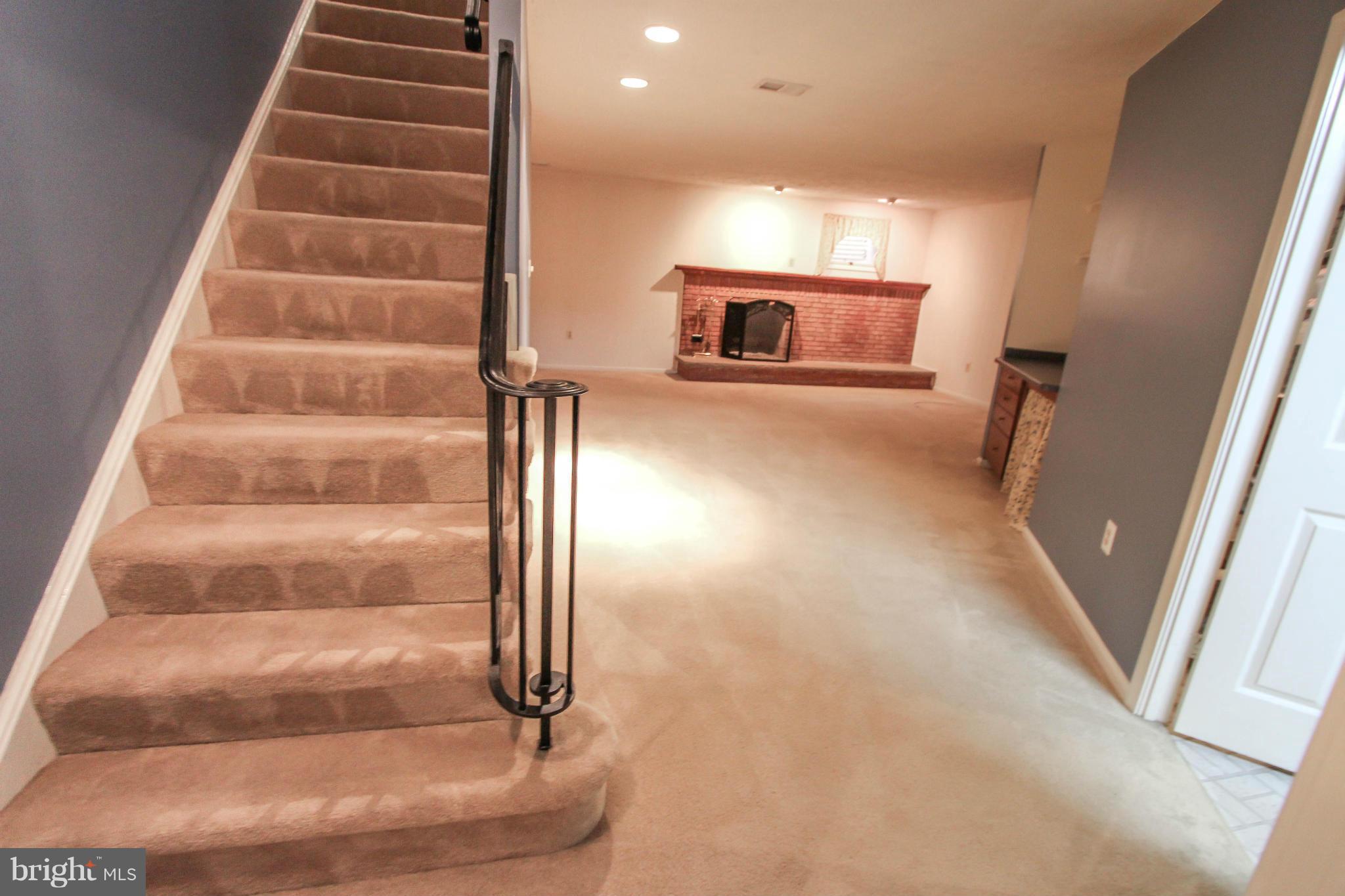 9023 Rosewall Court Springfield, VA 22152 - Photo 25 of 30 Family Room