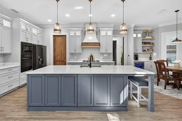 $1,085,000 | 5701 Red Cedar Street, Pensacola, FL 32507