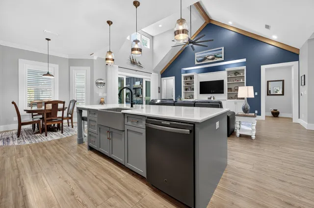 $1,085,000 | 5701 Red Cedar Street, Pensacola, FL 32507