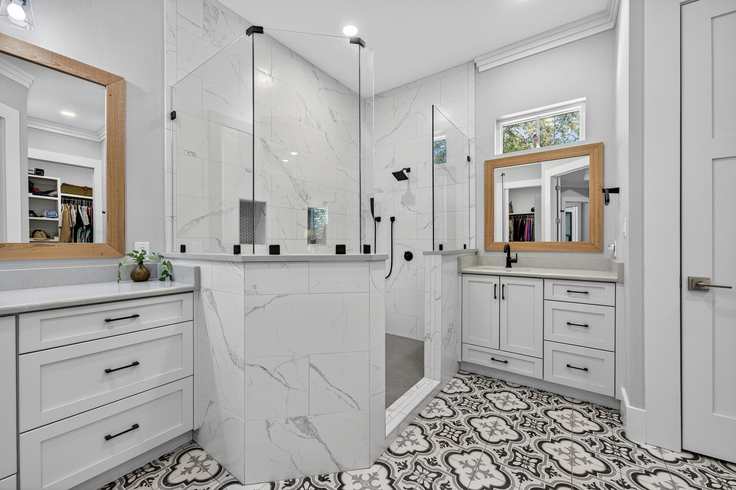 5701 Red Cedar Street Pensacola, FL 32507 - Photo 21 of 68 5701 red cedar st-pcola-58