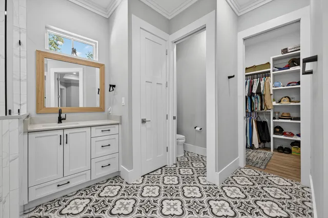 $1,085,000 | 5701 Red Cedar Street, Pensacola, FL 32507