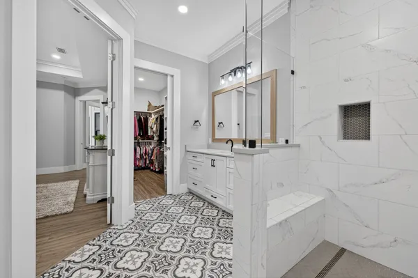 $1,085,000 | 5701 Red Cedar Street, Pensacola, FL 32507