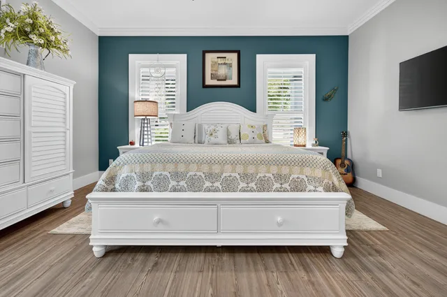 $1,085,000 | 5701 Red Cedar Street, Pensacola, FL 32507