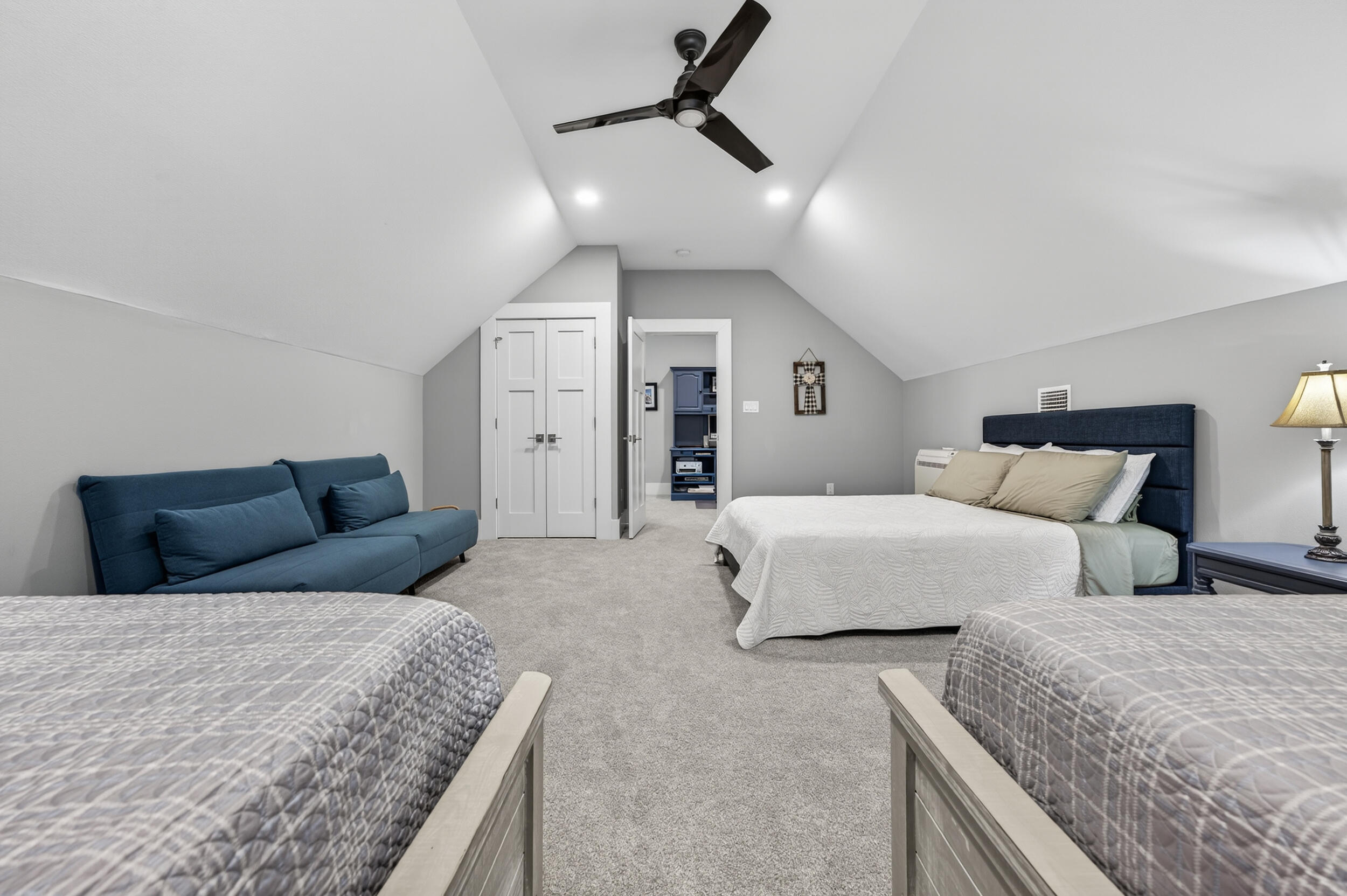 5701 Red Cedar Street Pensacola, FL 32507 - Photo 38 of 68 5701 red cedar st-pcola-76