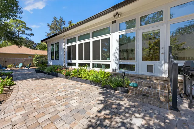 $1,085,000 | 5701 Red Cedar Street, Pensacola, FL 32507