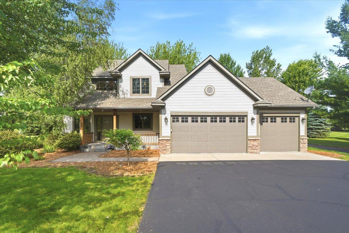 964 Fraser Lane Hudson, WI 54016 - Photo 2 of 34