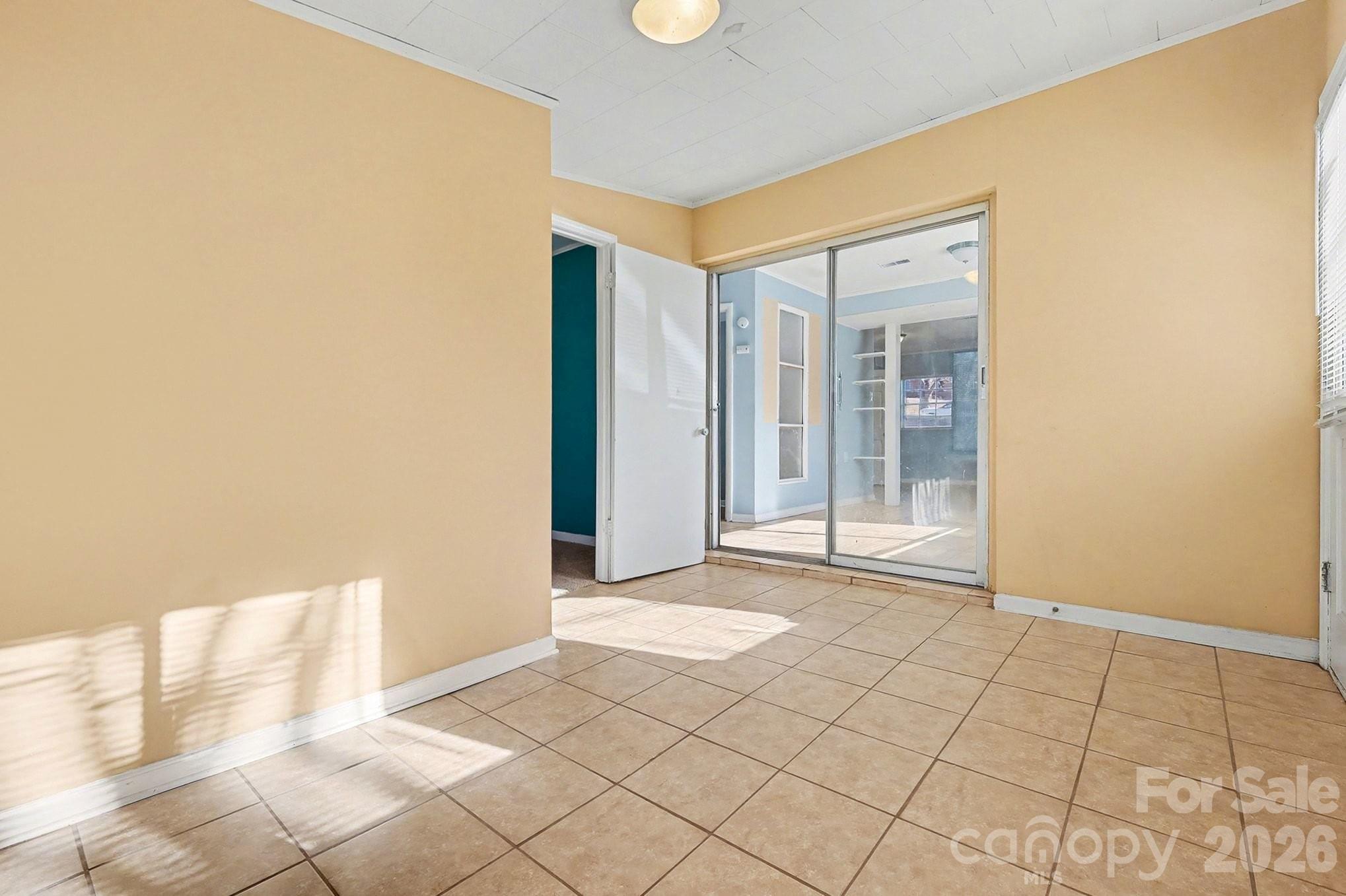 2601 Devon Drive Dallas, NC 28034 - Photo 30 of 35 a view of an empty room