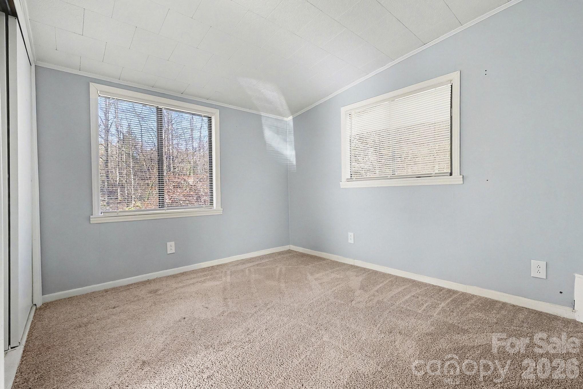 2601 Devon Drive Dallas, NC 28034 - Photo 32 of 35 an empty room with windows