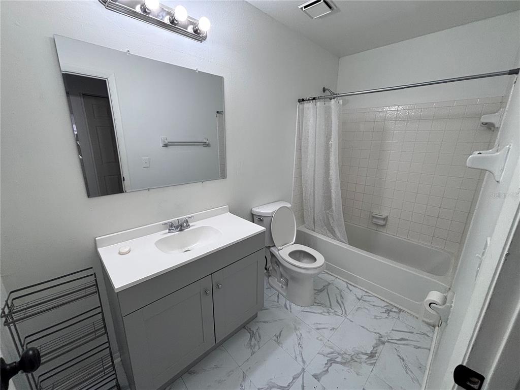 1028 Hickory Road Ocala, FL 34472 - Photo 10 of 13