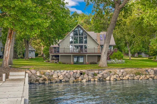 $3,350,000 | 2810 Willow Point Drive, Delavan, WI 53115