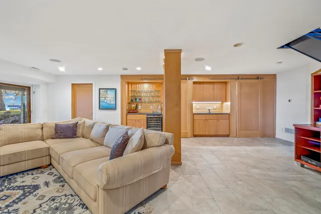 $3,350,000 | 2810 Willow Point Drive, Delavan, WI 53115