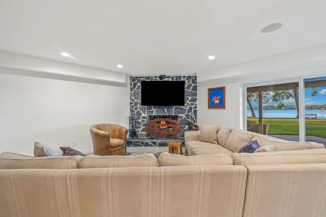 $3,350,000 | 2810 Willow Point Drive, Delavan, WI 53115