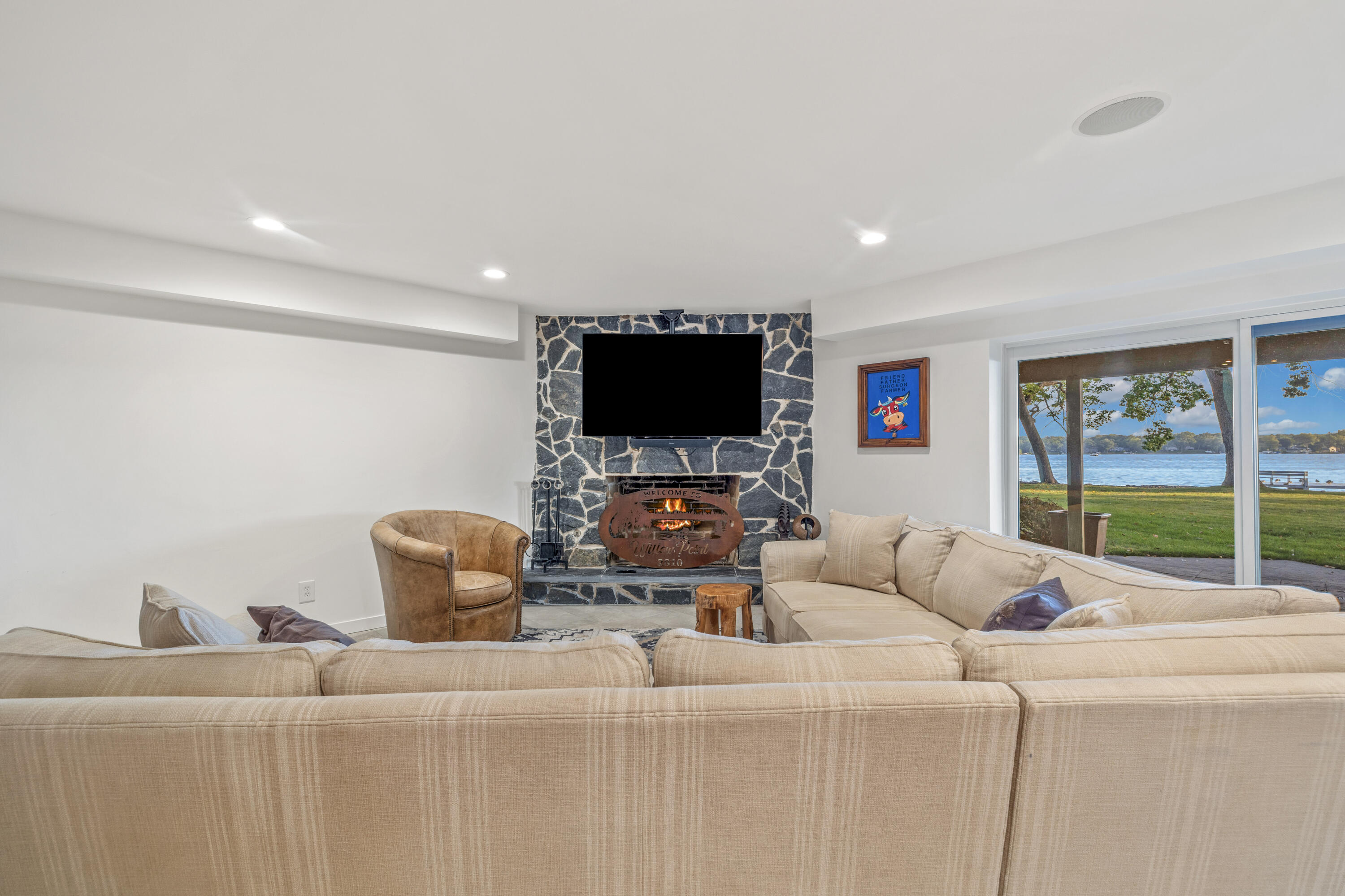 2810 Willow Point Drive Delavan, WI 53115 - Photo 25 of 36 Rec Room