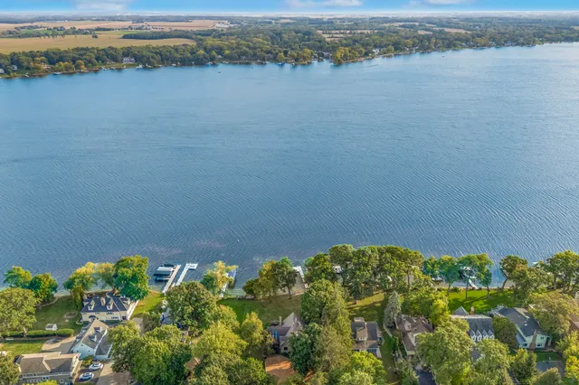 $3,350,000 | 2810 Willow Point Drive, Delavan, WI 53115