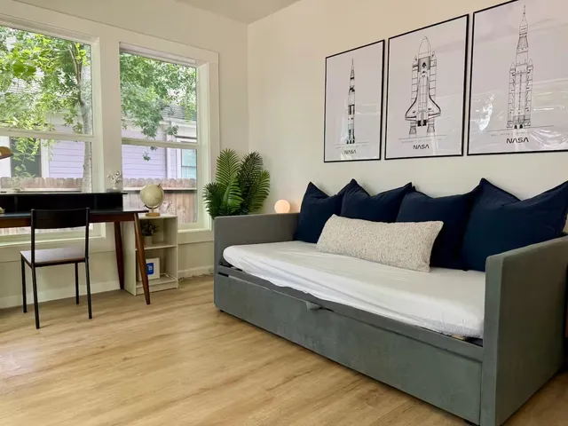 $539,900 | 1618 Weber Street, Houston, TX 77007