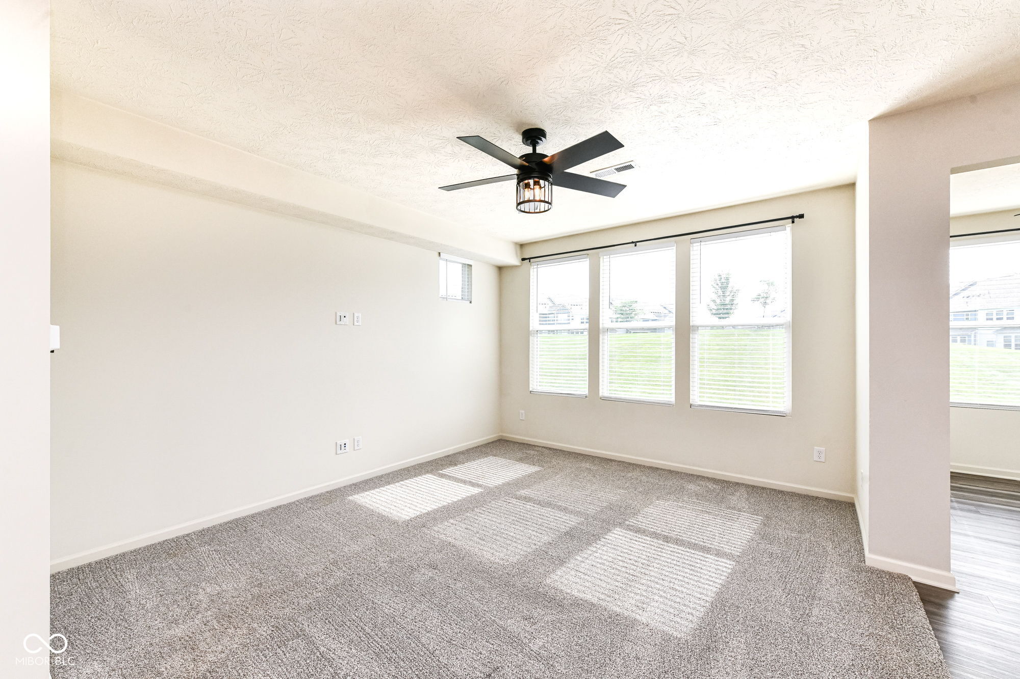 13445 Dewpoint Lane Fishers, IN 46037 - Photo 7 of 46