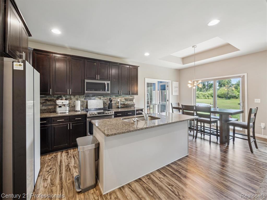 2655 Devondale Road Rochester Hills, MI 48309 - Photo 11 of 59