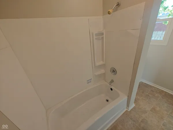 $595 | 316 East Franklin Street, Unit 6, Shelbyville, IN 46176