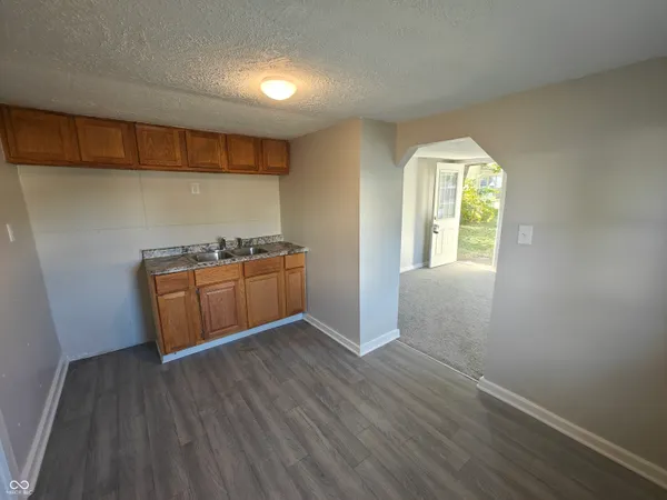 $595 | 316 East Franklin Street, Unit 6, Shelbyville, IN 46176